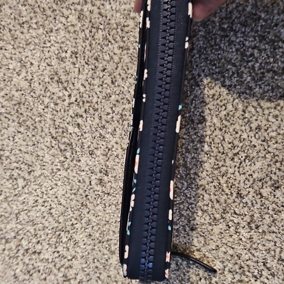 Kate Spade Wallet - Picture 5 of 5